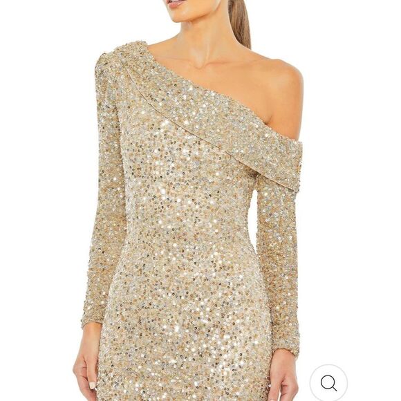 Mac Duggal Gold Sequin One-Shoulder Maxi Dress - Picture 3 of 10